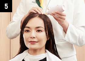 独创的头发修复剂可增加IGF的产生